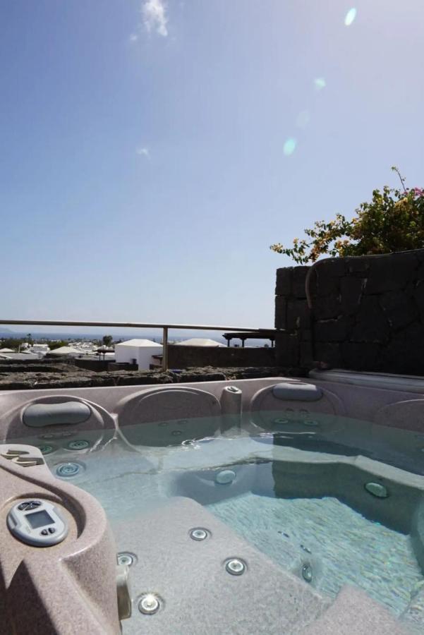 Villa Sea Breeze Ocean View Плайя-Бланка Екстер'єр фото